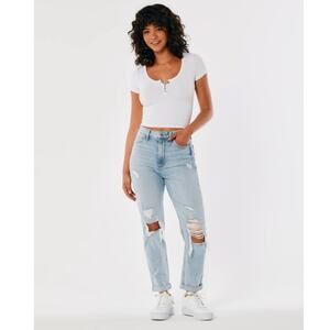 Hollister Ultra High-Rise Ripped Light Wash Mom‎ Jeans Size 3R